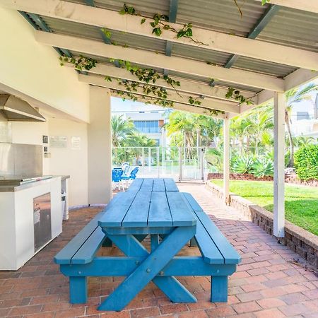 Beach Palms Holiday Apartments Gold Coast Exterior photo